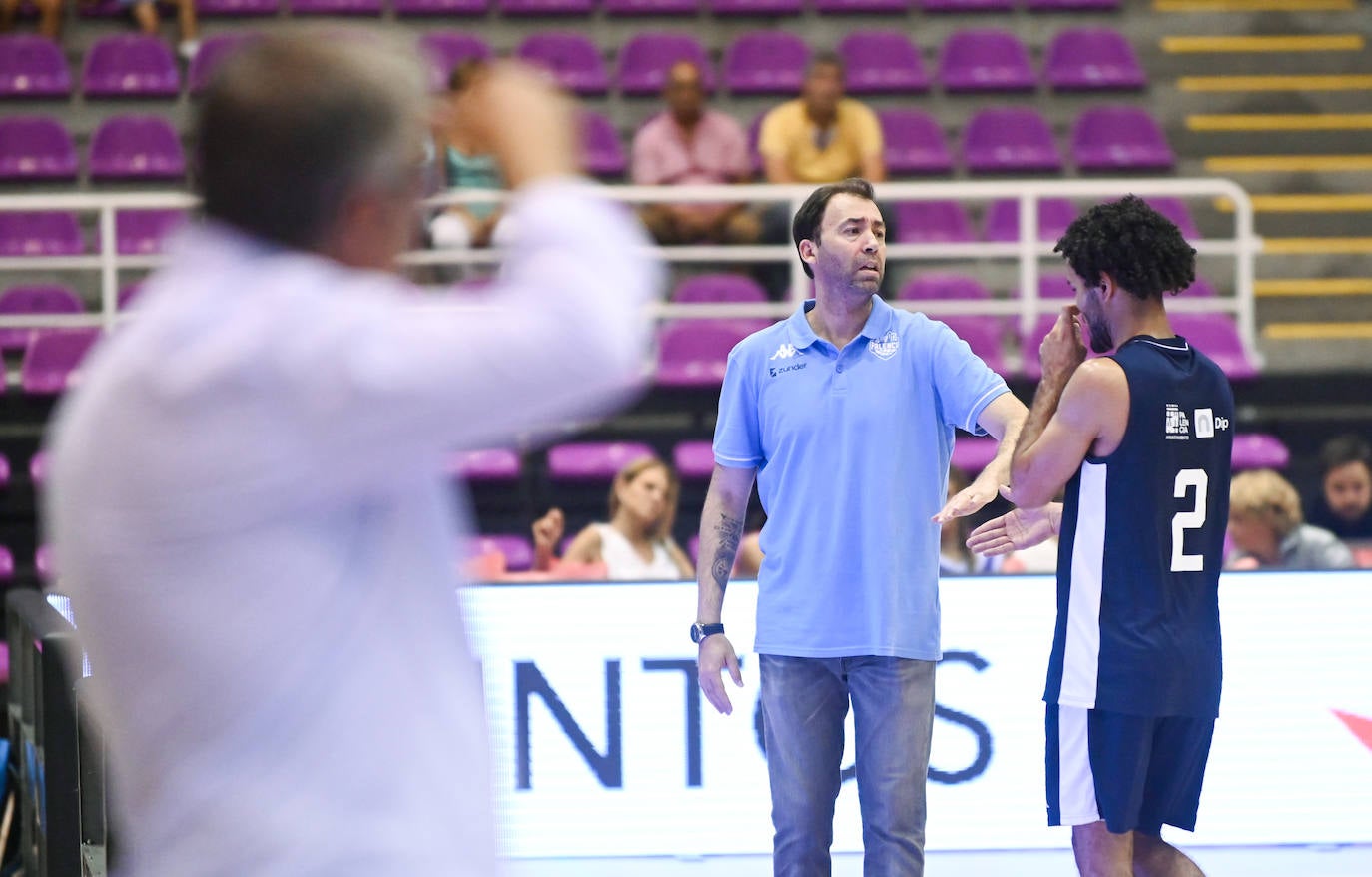 Fotos: El partido entre el Pucela Basket y el Zunder Palencia