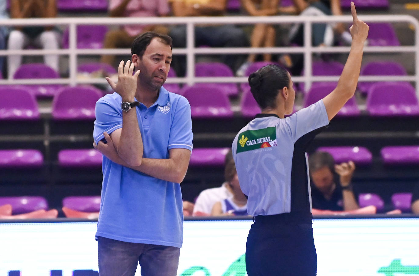 Fotos: El partido entre el Pucela Basket y el Zunder Palencia