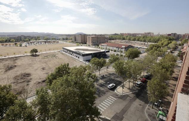 Fotos: Paisaje de grúas y excavadoras en el barrio de Viveros