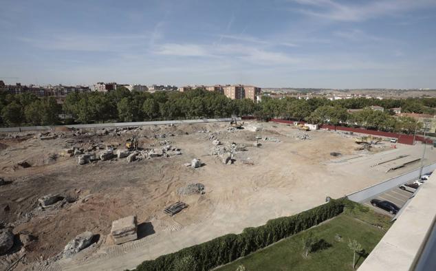 Fotos: Paisaje de grúas y excavadoras en el barrio de Viveros