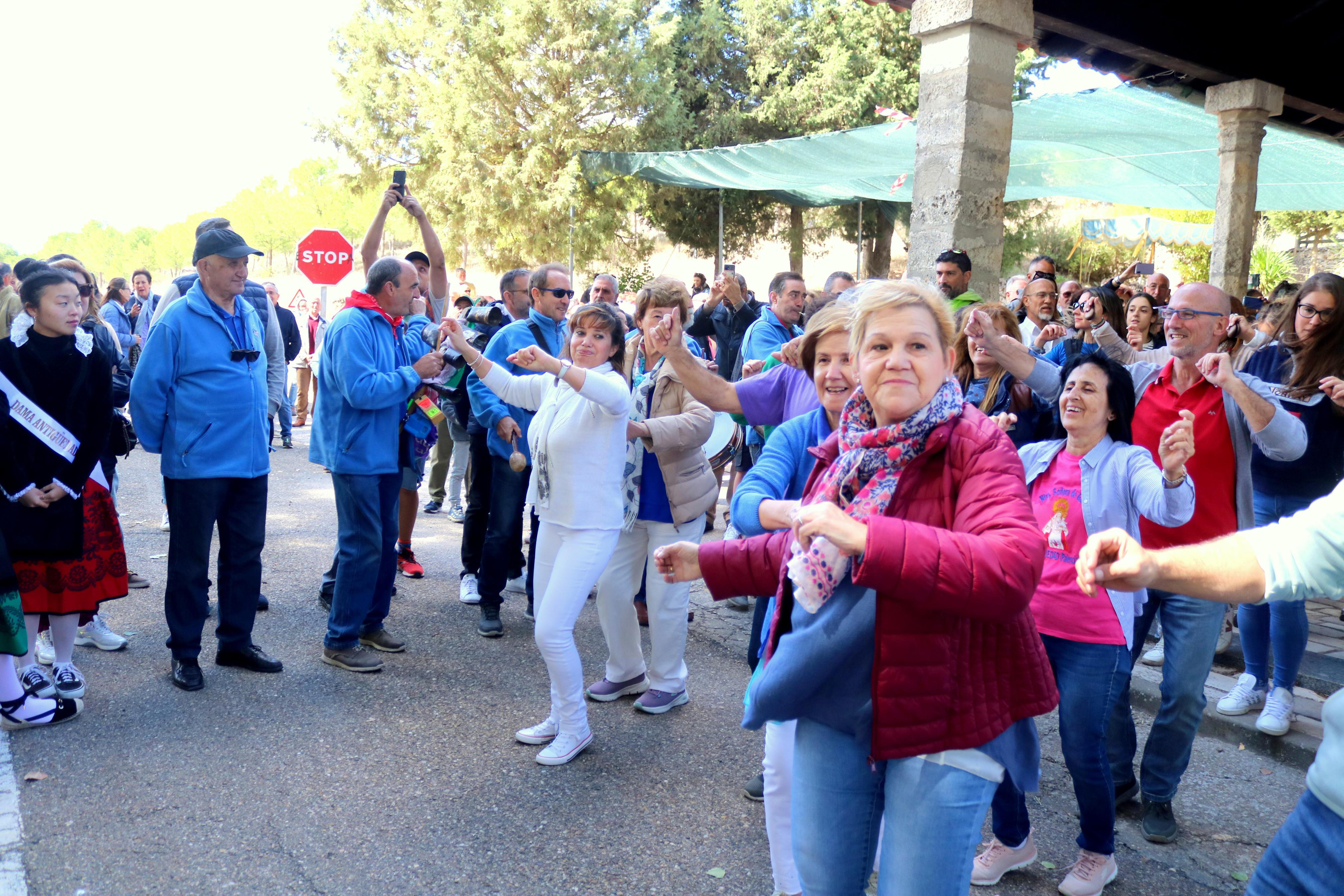 Numerosos cofrades y devotos se reunieron para celebrar la fiesta de Nuestra Señora de Garón