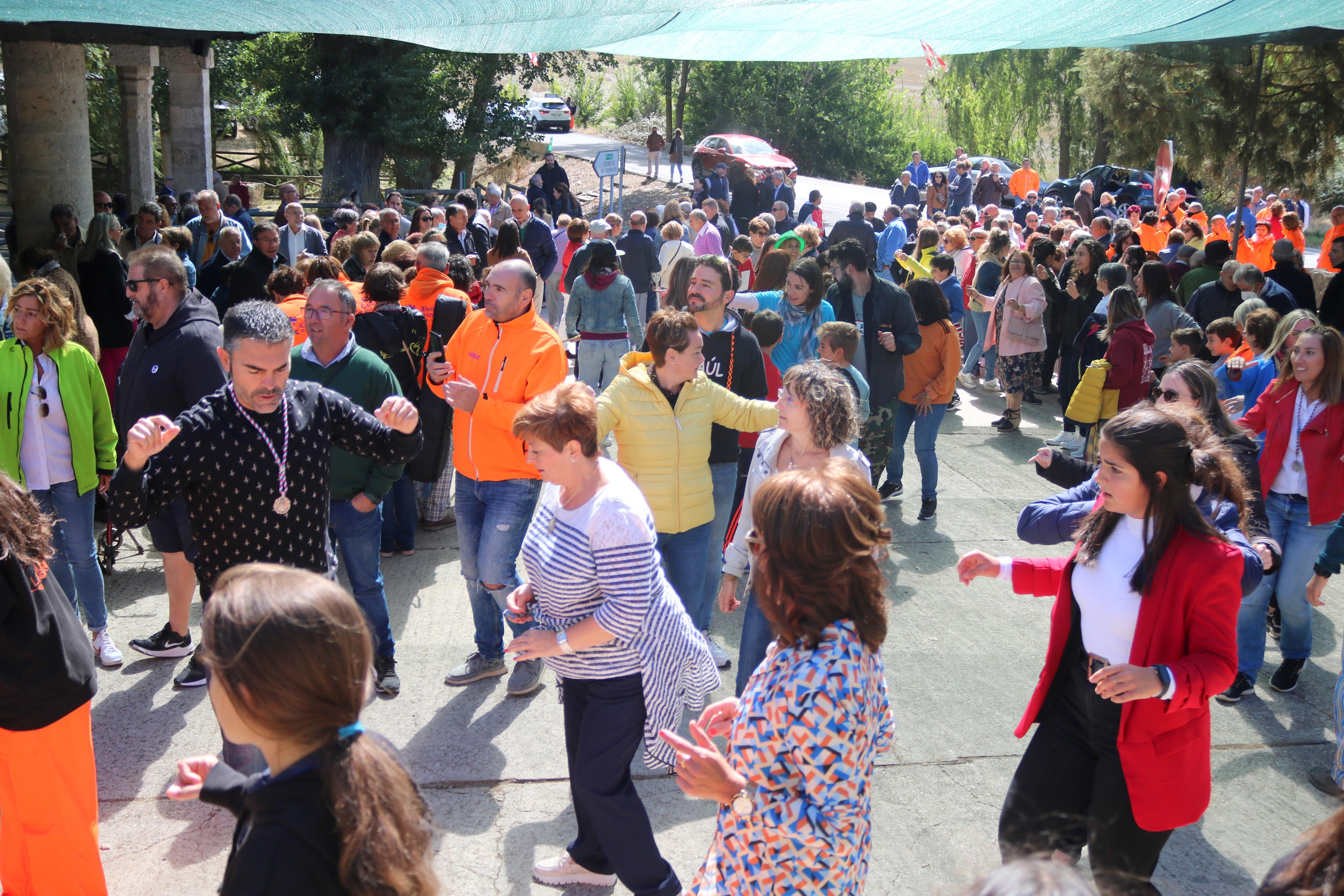 Numerosos cofrades y devotos se reunieron para celebrar la fiesta de Nuestra Señora de Garón