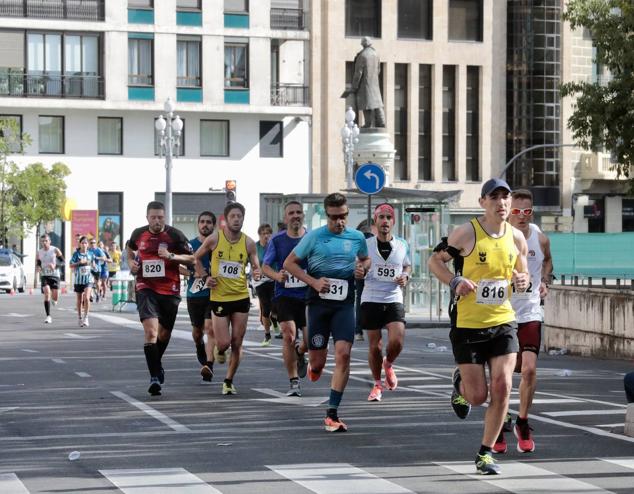 Fotos: La trigésima tercera edición Media Maratón de Valladolid en imágenes (2/2)