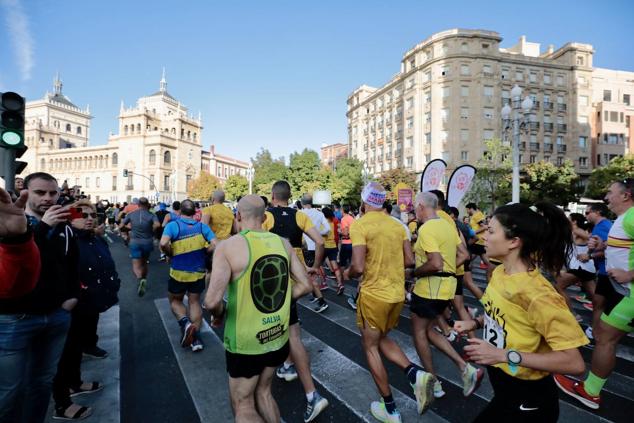 Fotos: La trigésima tercera edición Media Maratón de Valladolid en imágenes (1/2)