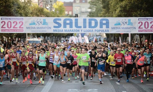 Fotos: La trigésima tercera edición Media Maratón de Valladolid en imágenes (1/2)