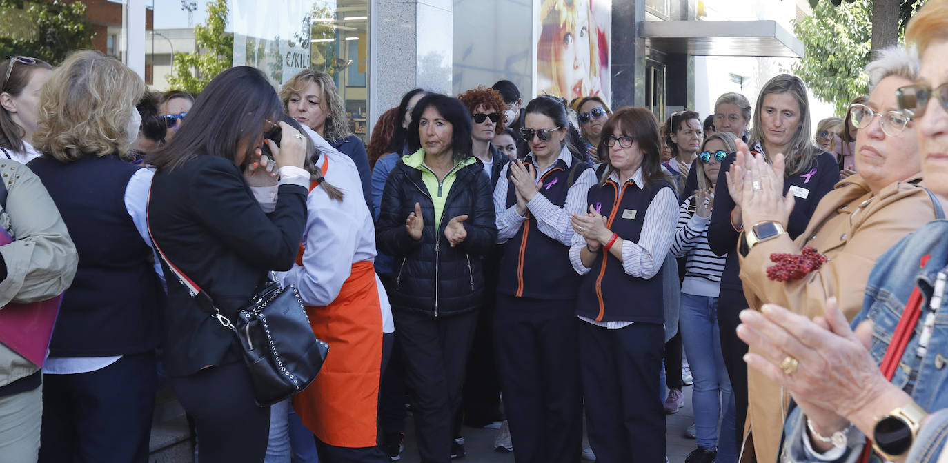 Fotos: El recuerdo y cariño de los compañeros de trabajo de Raquel