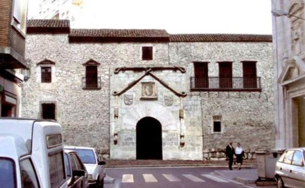 La Casa del Cordón, devorada por las llamas en 1898