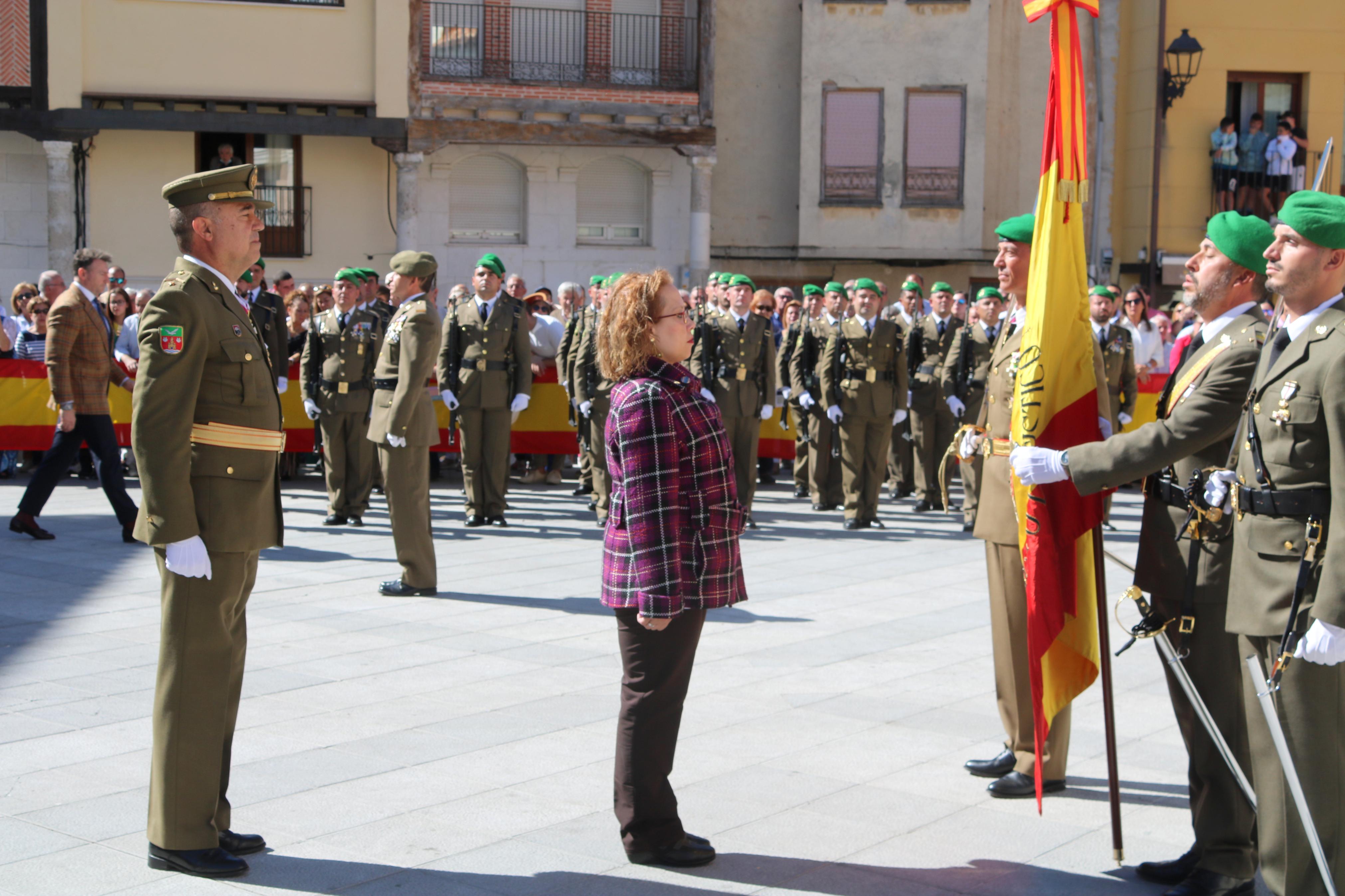 Alrededor de ochenta personas juran fidelidad ante la Enseña Nacional