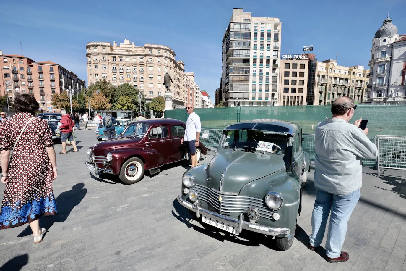 Fotos Miles De Personas Disfrutan Del Valladolid Motor Vintage El Norte De Castilla