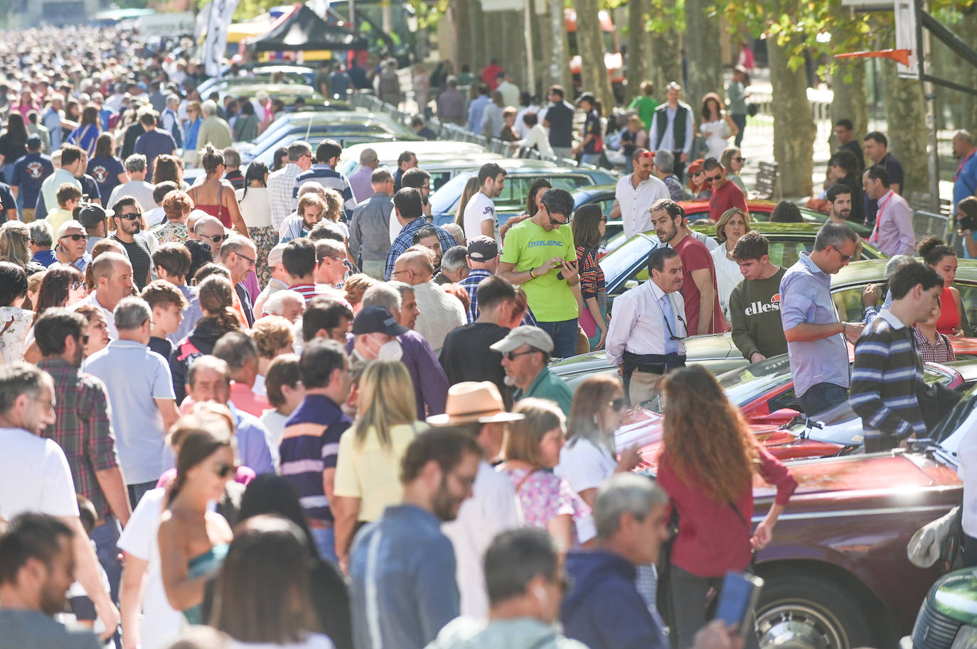 Fotos: Miles de personas disfrutan del Valladolid Motor Vintage (3/3)