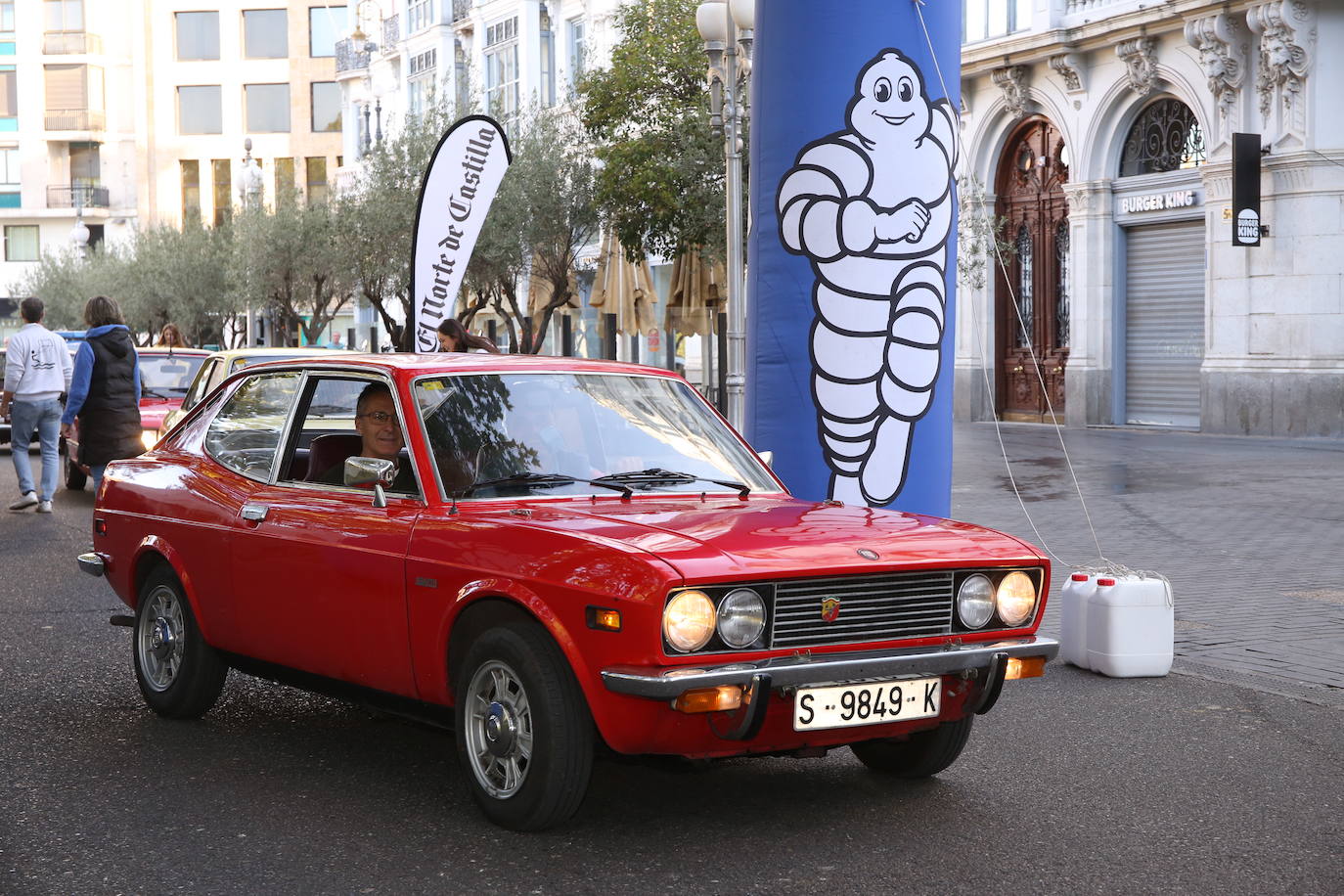 Fotos: Galería de fotos | Llegada de los participantes al Valladolid Motor Vintage