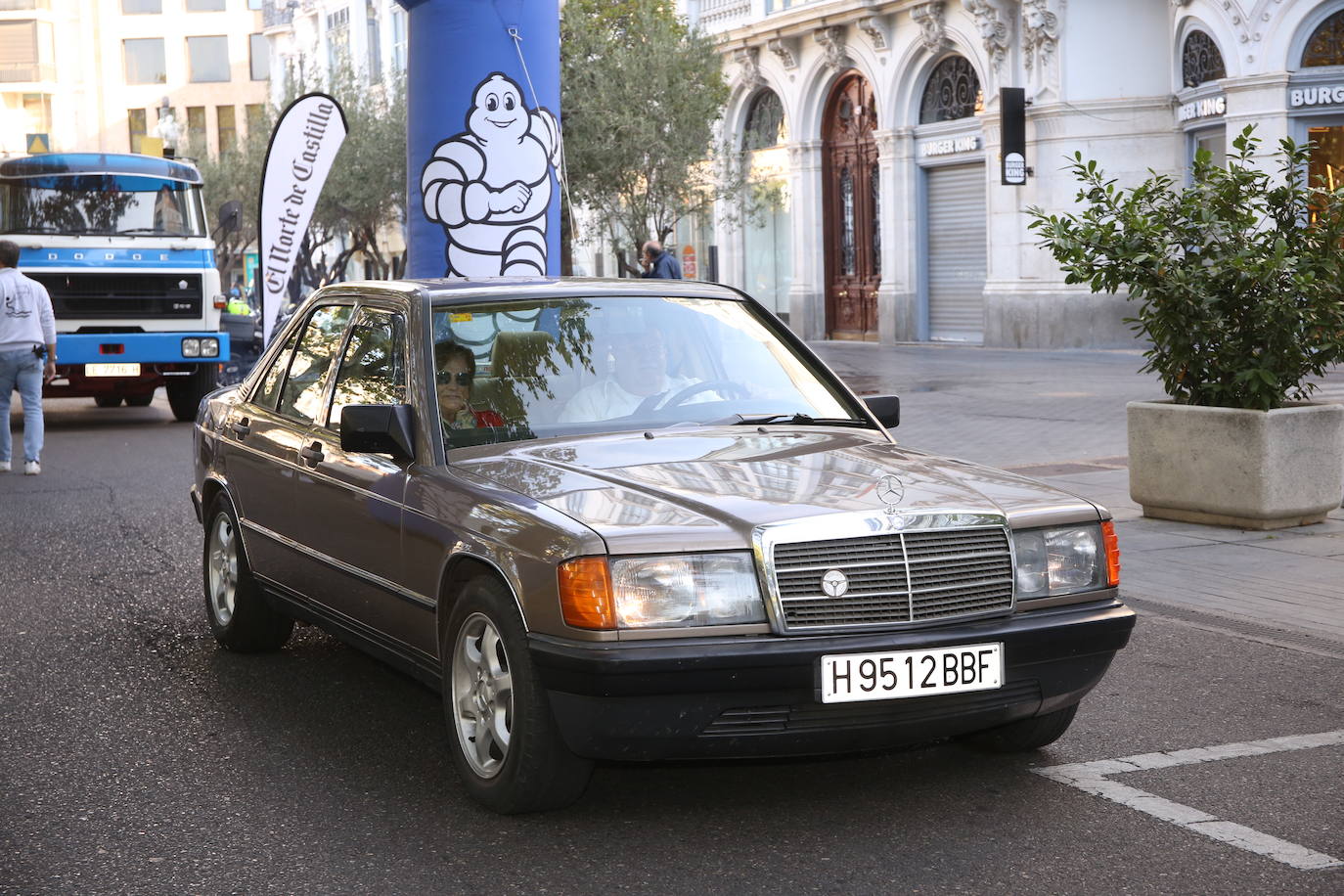 Fotos: Galería de fotos | Llegada de los participantes al Valladolid Motor Vintage 3/3