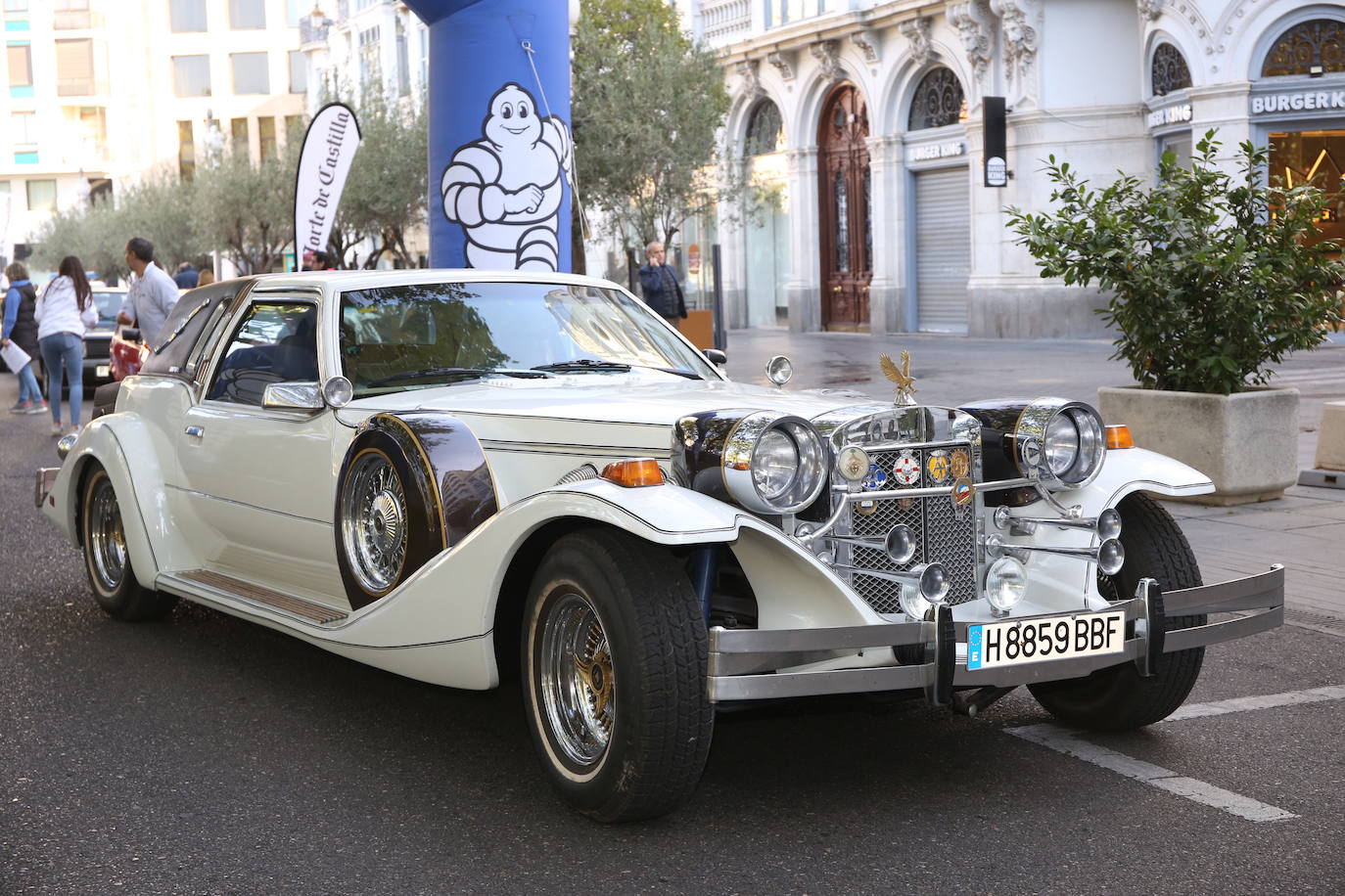 Fotos: Galería de fotos | Llegada de los participantes al Valladolid Motor Vintage 3/3