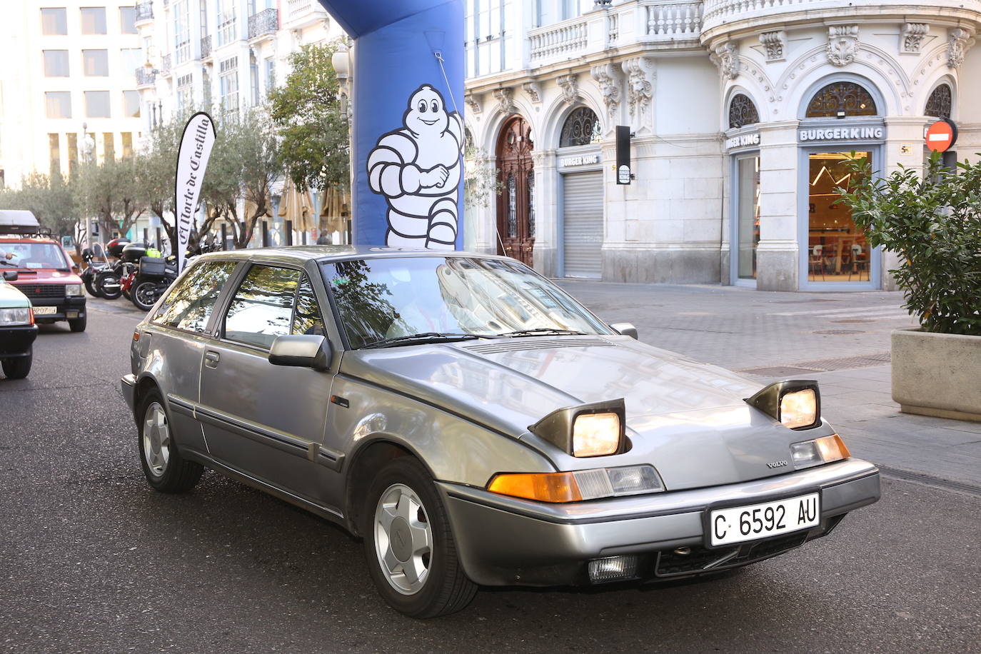 Fotos: Galería de fotos | Llegada de los participantes al Valladolid Motor Vintage 3/3