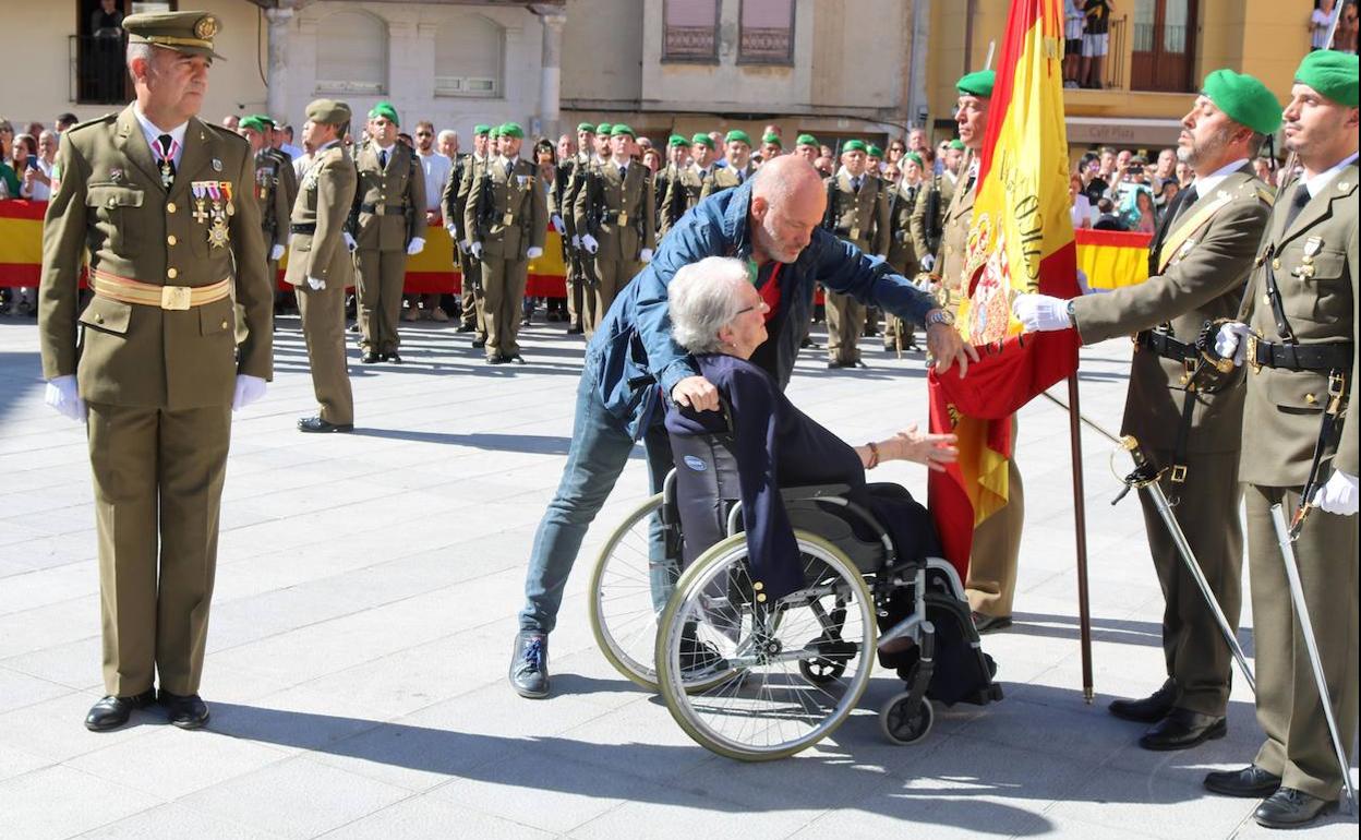 Palencia: Baltanás jura fidelidad a la enseña nacional