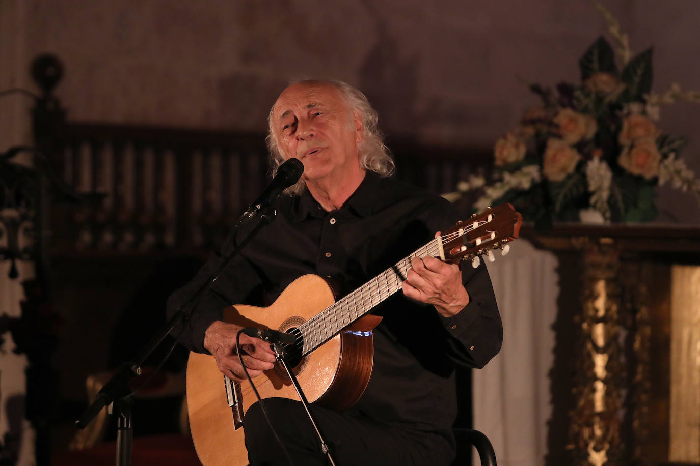 Fotos: &#039;Místicos y románticos&#039; con Amancio Prada en Palencia