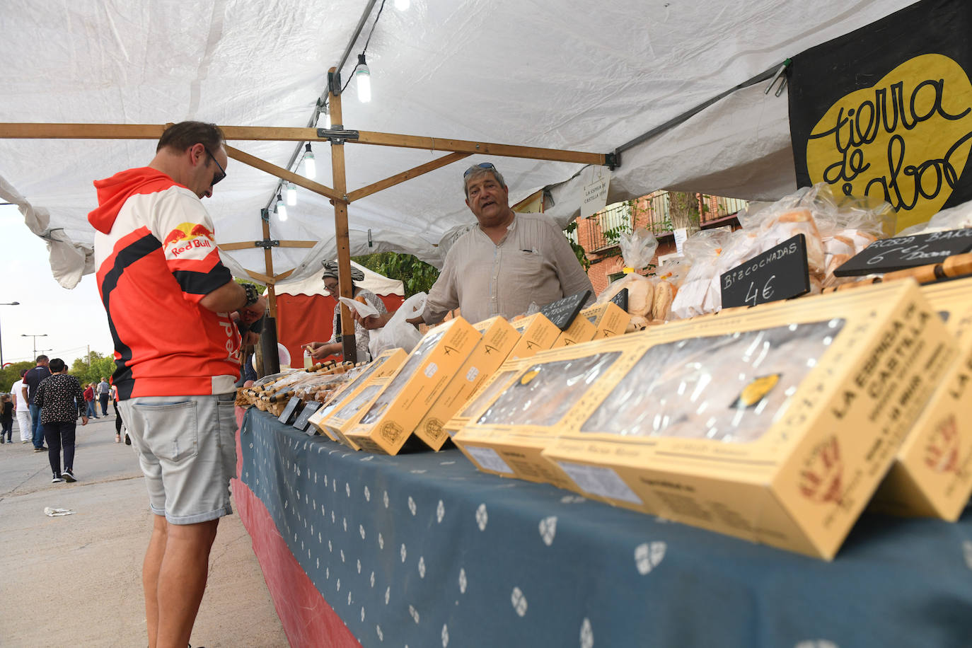 Fotos: Ambiente en la Fiesta de la Vendimia de Rueda