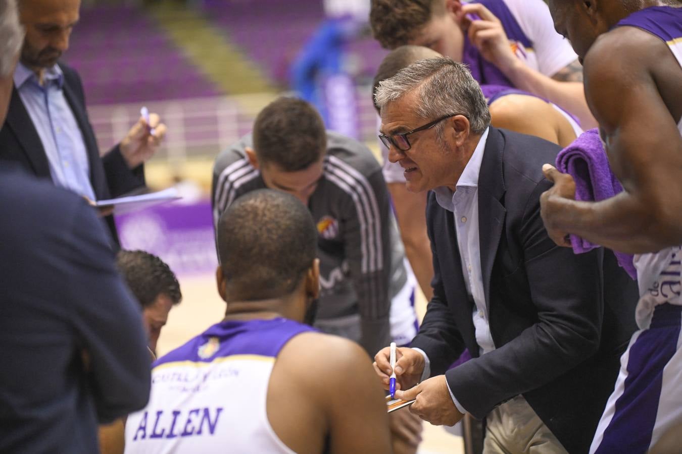 Fotos: Victoria del Real Valladolid Baloncesto ante el San Pablo Burgos (75-61)