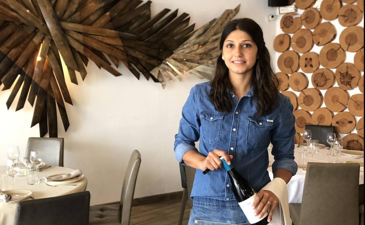 Eleonova Ivanova, en la sala del restaurante 51 del Sol de Aranda de Duero. 