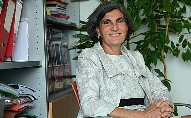 Margarita Nieto Bedoya, en su despacho de la Facultad de Educación y Trabajo Social de Valladolid.