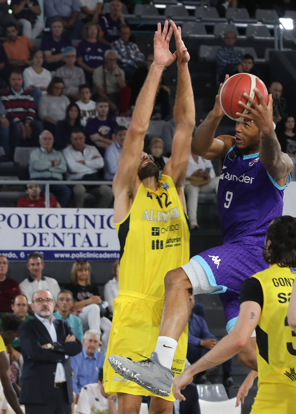 Fotos: Zunder Palencia 88- Alimerka Oviedo 63