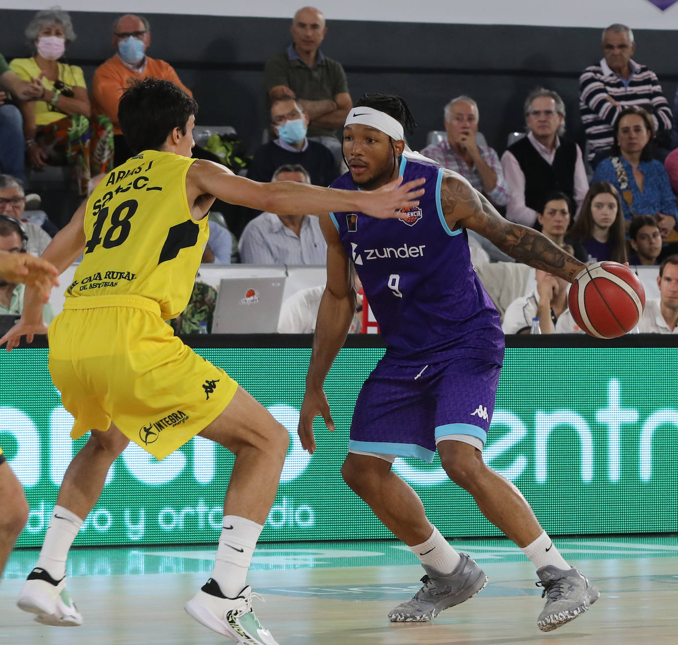 Fotos: Zunder Palencia 88- Alimerka Oviedo 63