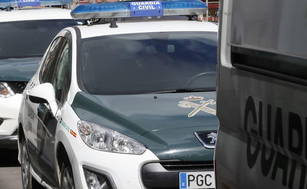 Palencia: Un hombre de 51 años apuñala a su padre y a la pareja de este en el domicilio familiar de Dueñas