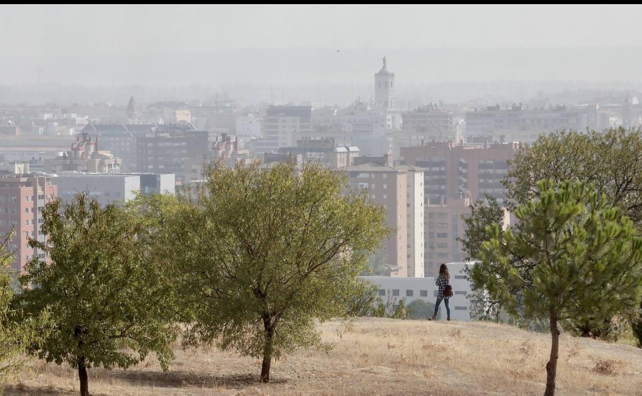 Calima del pasado cinco de octubre vista desde el barrio Parquesol en Valladolid