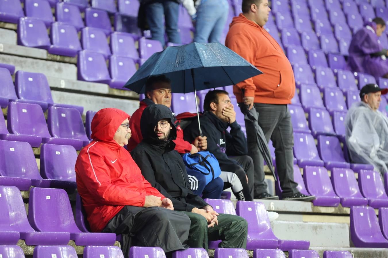 Fotos: Búscate en las fotos de la grada del Real Valladolid-Celta de Vigo (1/4)