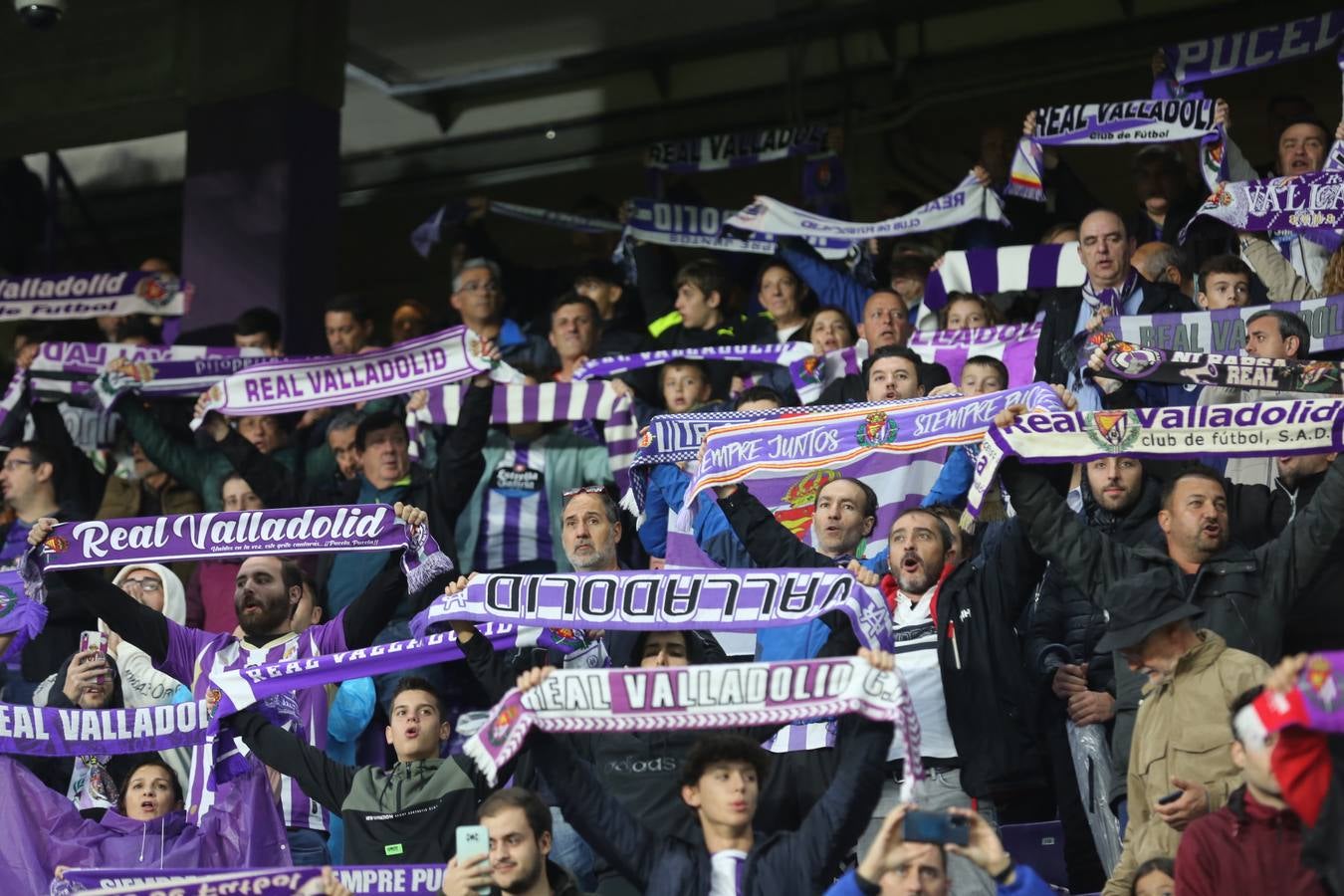 Fotos: Búscate en las fotos de la grada del Real Valladolid-Celta de Vigo (4/4)