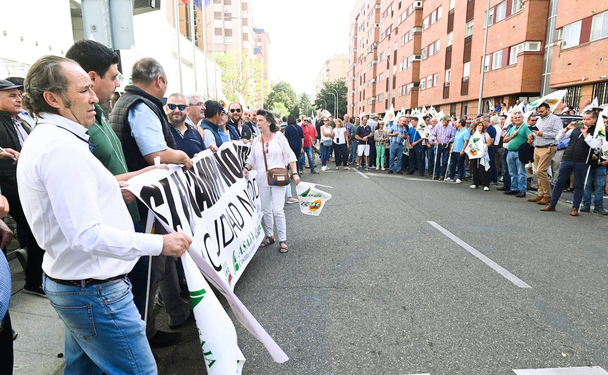 Manifestación de agricultores convocada por Asaja y UPA-COAG.