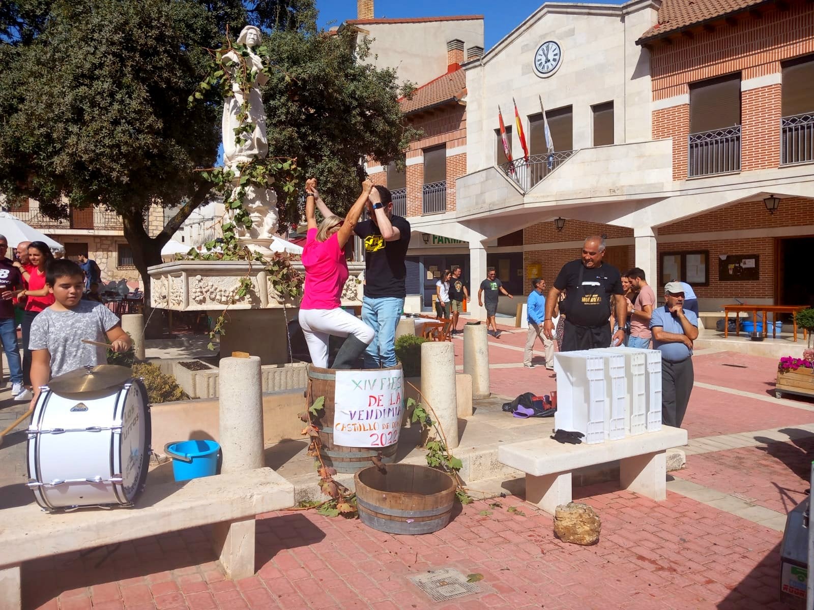 Castrillo de Don Juan se vuelca con la XIV Fiesta de la Vendimia