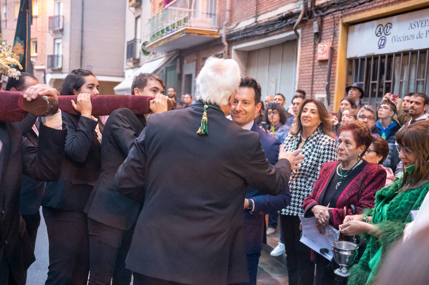 Fotos: La cofradía de la Vera Cruz está de cumpleaños