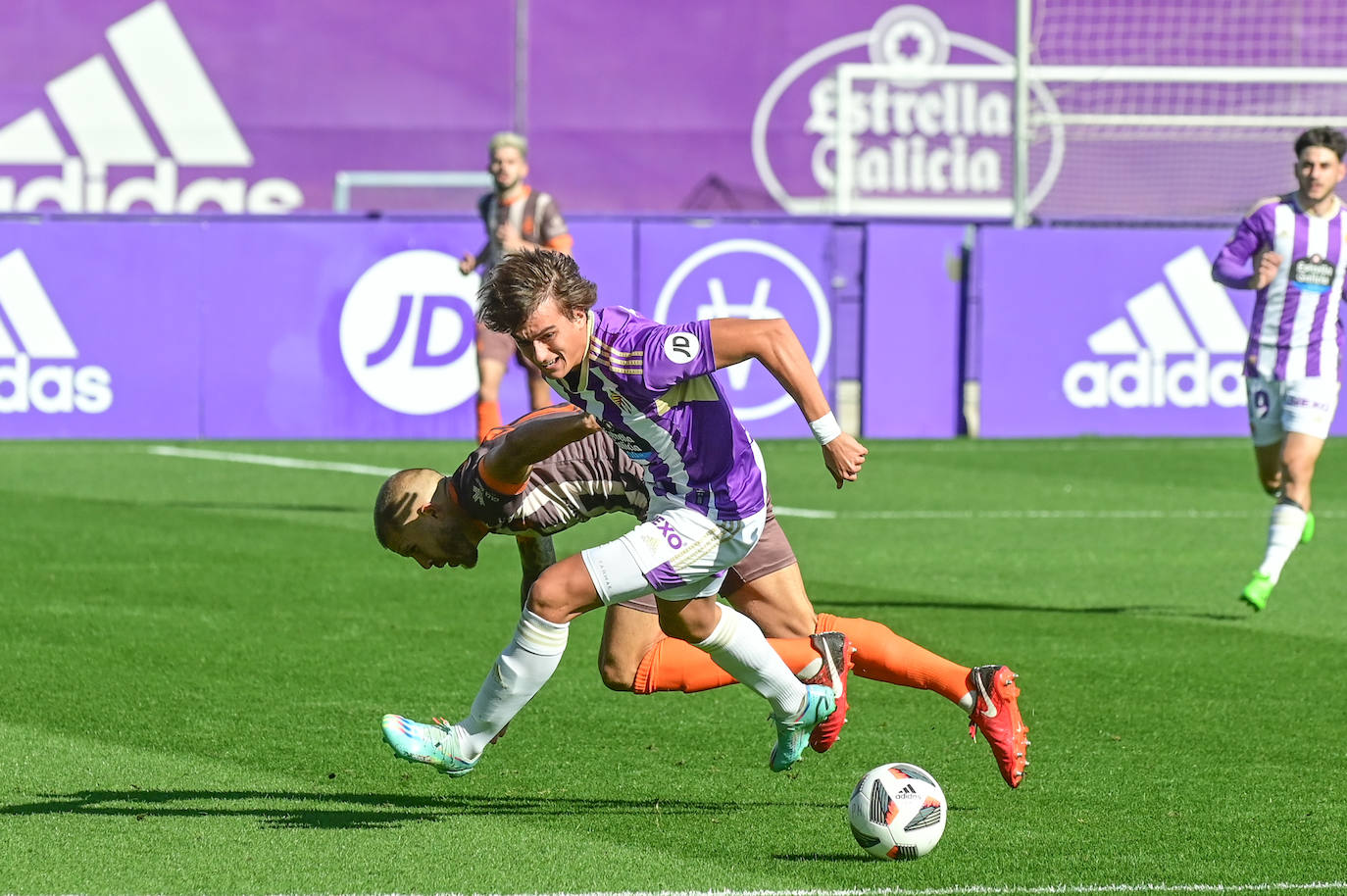 Fotos: Real Valladolid Promesas 0-3 Avilés