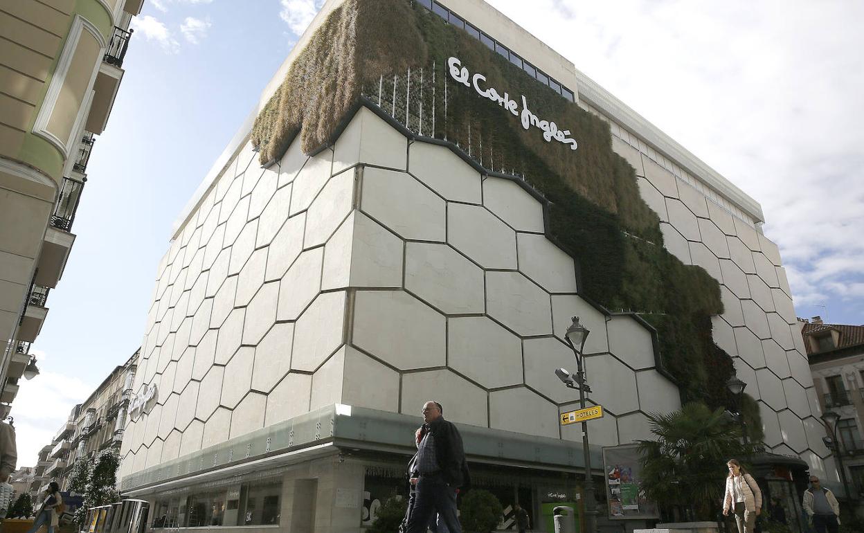 El Corte Inglés vende sus grandes almacenes del centro de Valladolid