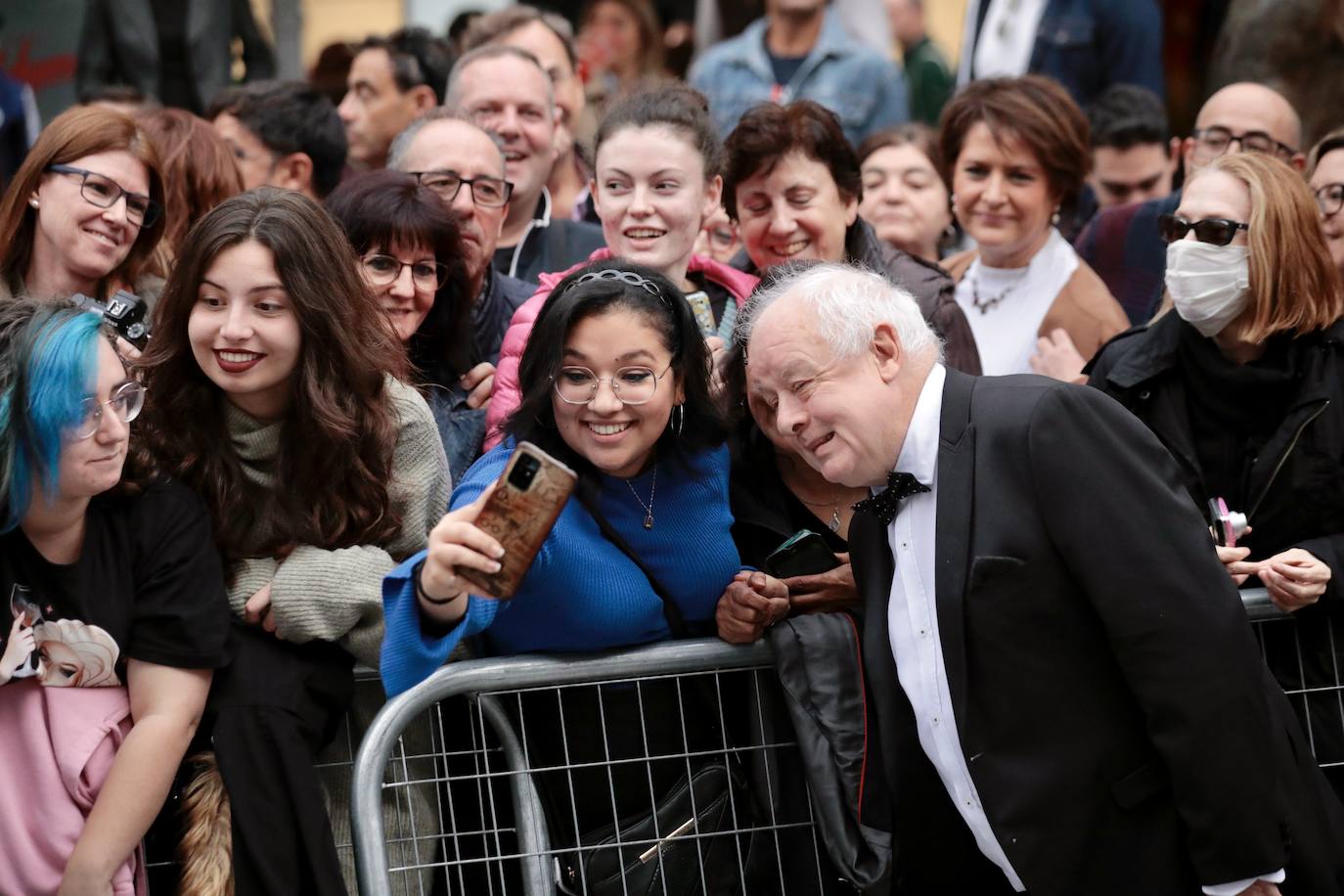 Fotos: Alfombra verde en la clausura de la Seminci 2022 (2/4)
