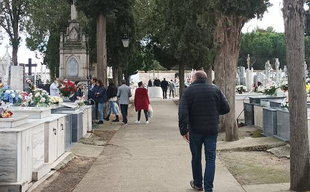 Cementerio de la Mota.