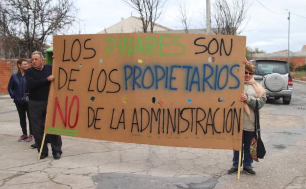 Ecologistas y vecinos de Gomezserracín alegan contra la recarga del Carracillo