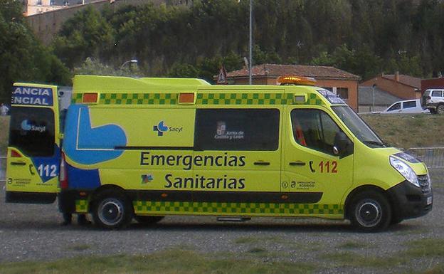 Un joven muerto y tres heridos al salirse de la vía su vehículo en Ávila