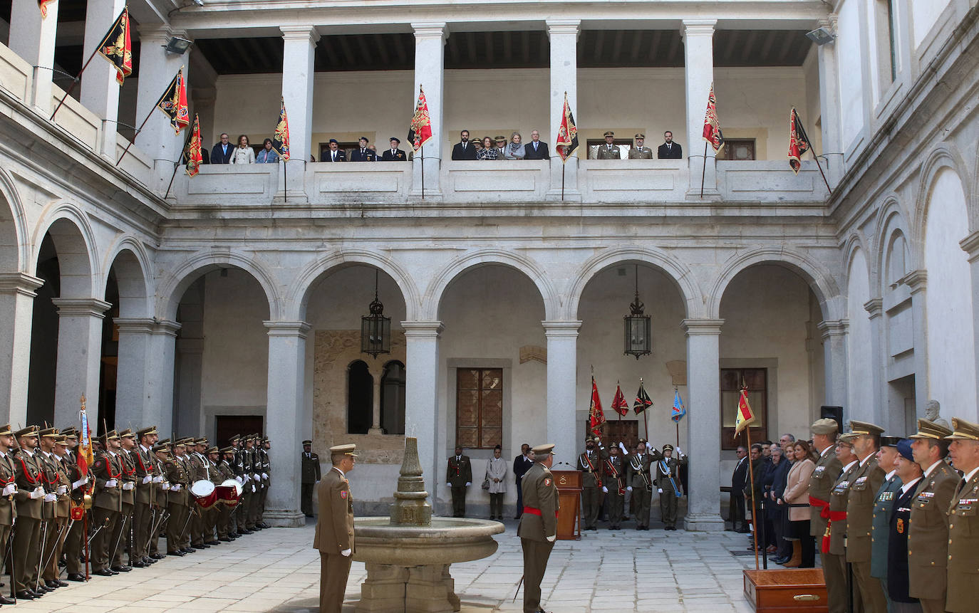 Inicio del curso de la Academia de Artillería de Segovia. 