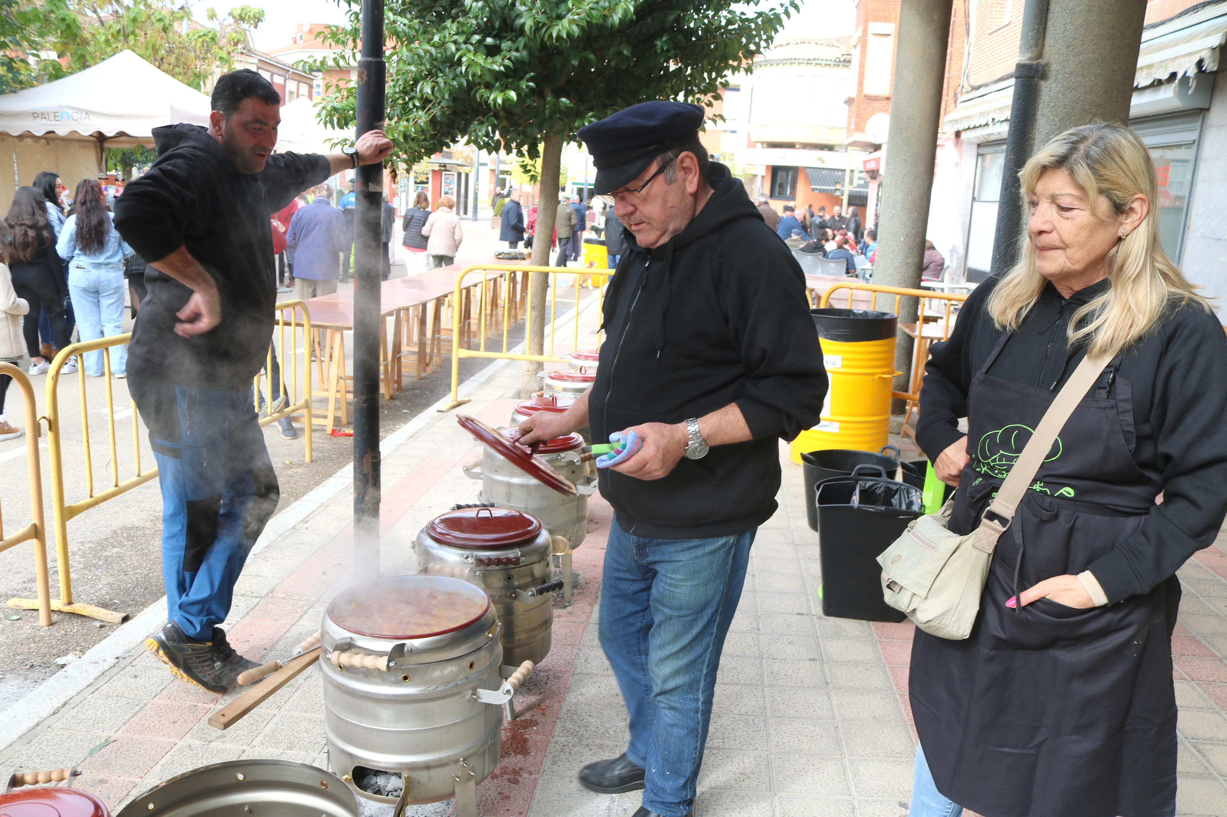 Venta de Baños revivió su pasado con el cocinado de las ollas ferroviarias