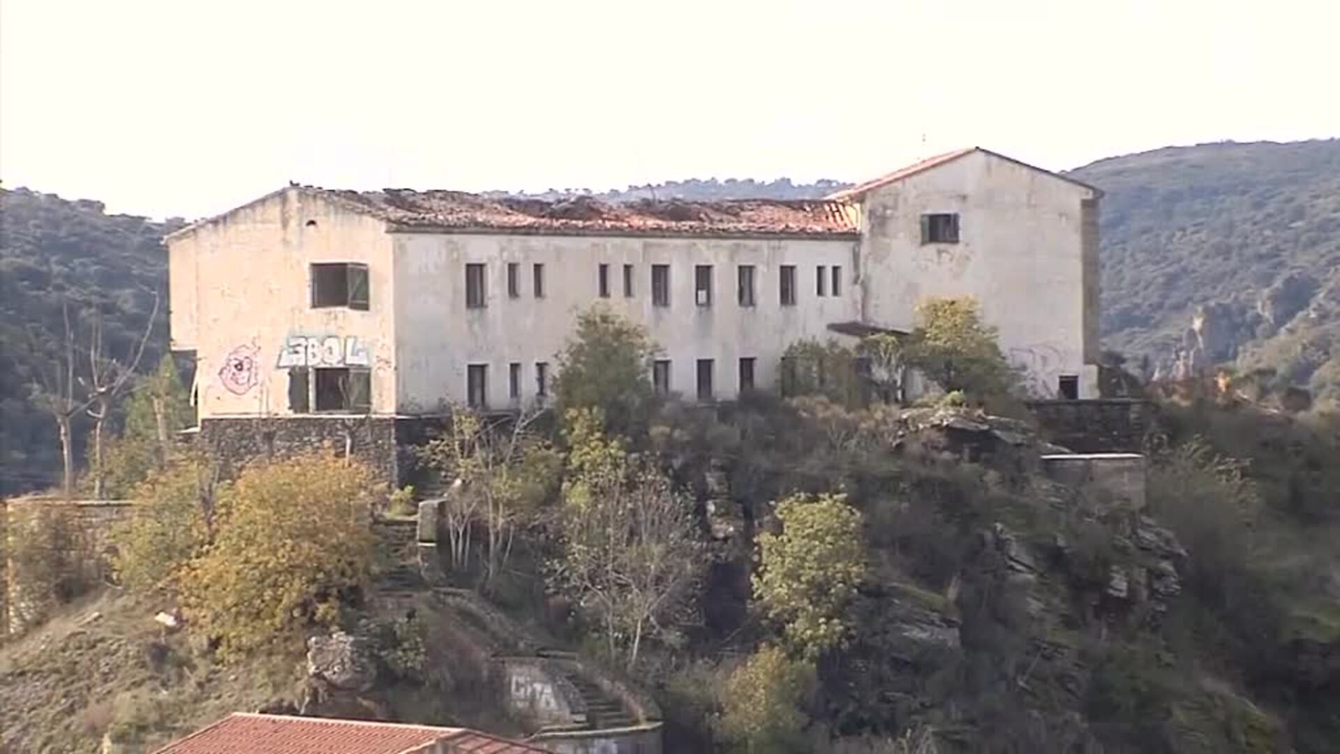 Se vende en Zamora un pueblo entero, Salto de Castro, por 250 mil euros