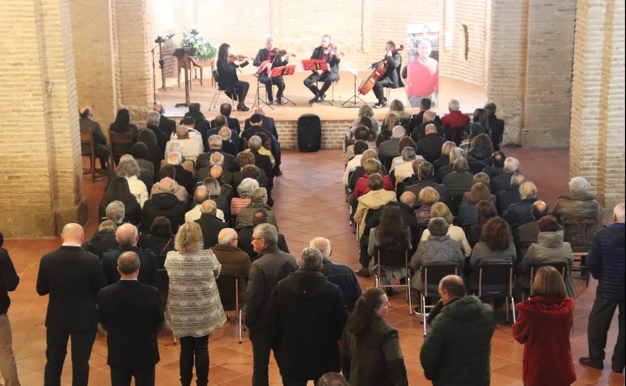 Acto celebrado este viernes en Cuenca para rendir homenaje póstumo a Faustino González.