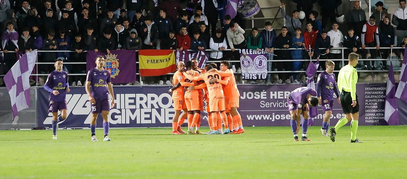 Palencia Cristo Atlético 2- 0 UD Ibiza