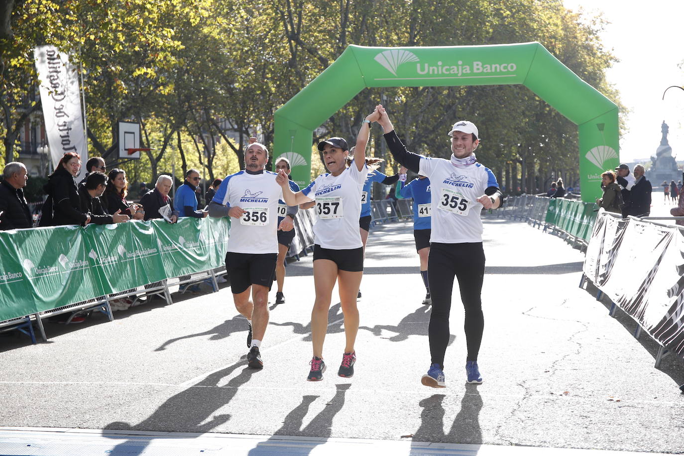 Fotos: Equipos participantes en la VI Carrera de Empresas