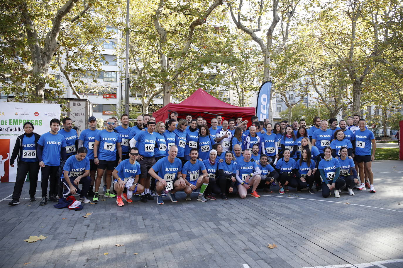 Fotos: Equipos participantes en la VI Carrera de Empresas (2/5)