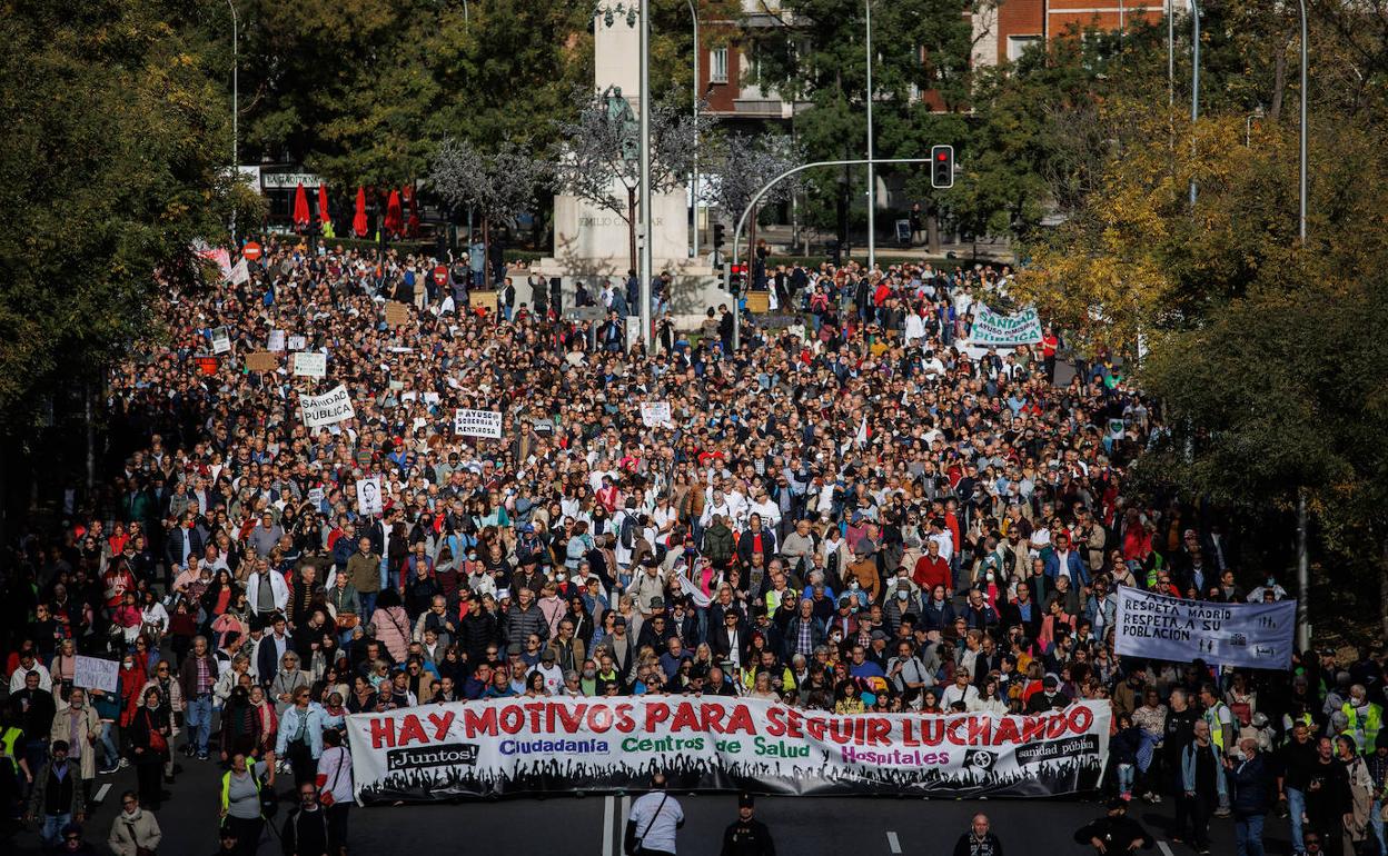 Manifestación contra la política sanitaria de la Comunidad de Madrid.