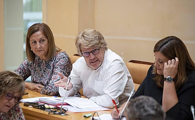 El equipo de gobierno apura los plazos para presentar los presupuestos en diciembre