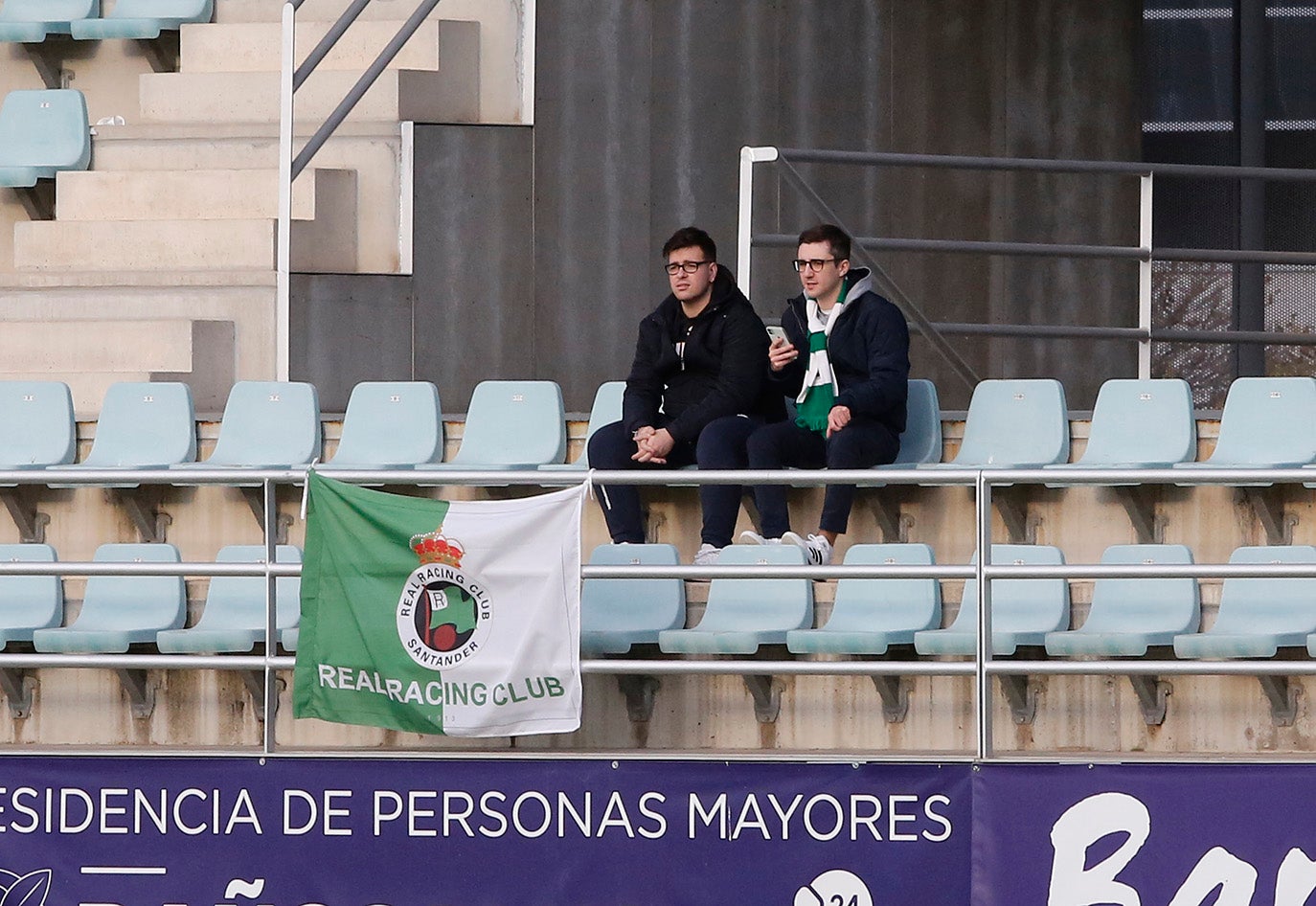 Palencia Cristo Atlético 0 - 2 Racing de Santander B