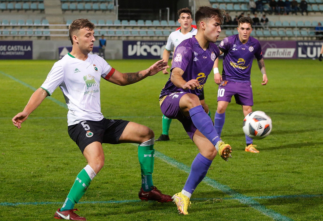 Palencia Cristo Atlético 0 - 2 Racing de Santander B